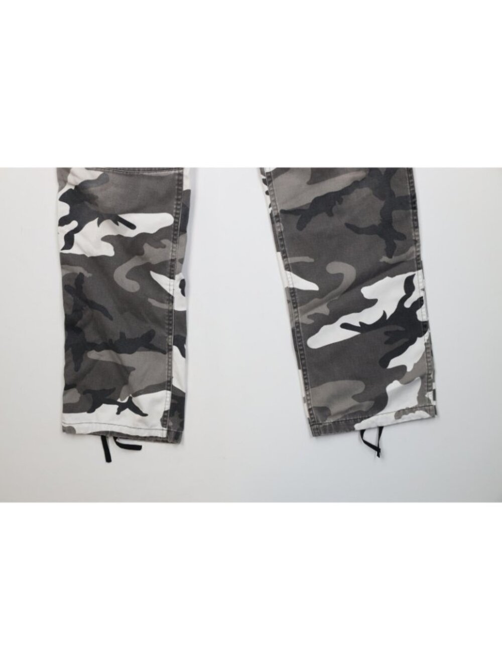 Vtg Rothco Mens Small Long Distressed BDU Camouflage Military Cargo Pants USA - Picture 4 of 16